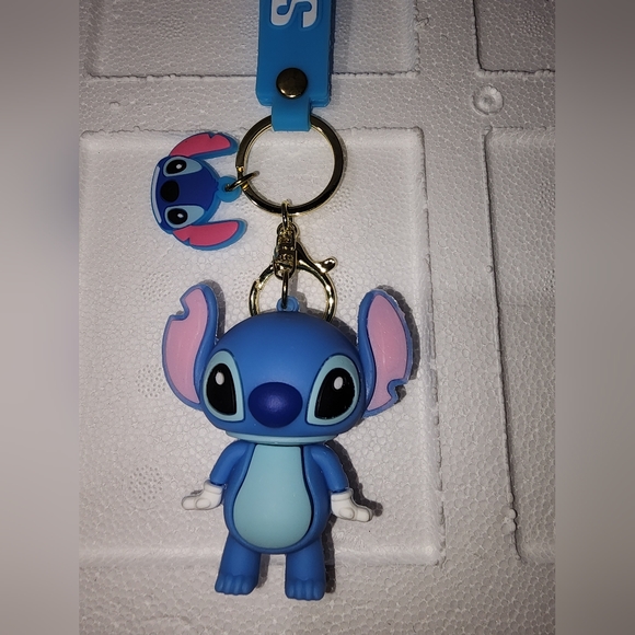 Disney's Stitch Key chain - Picture 3 of 4